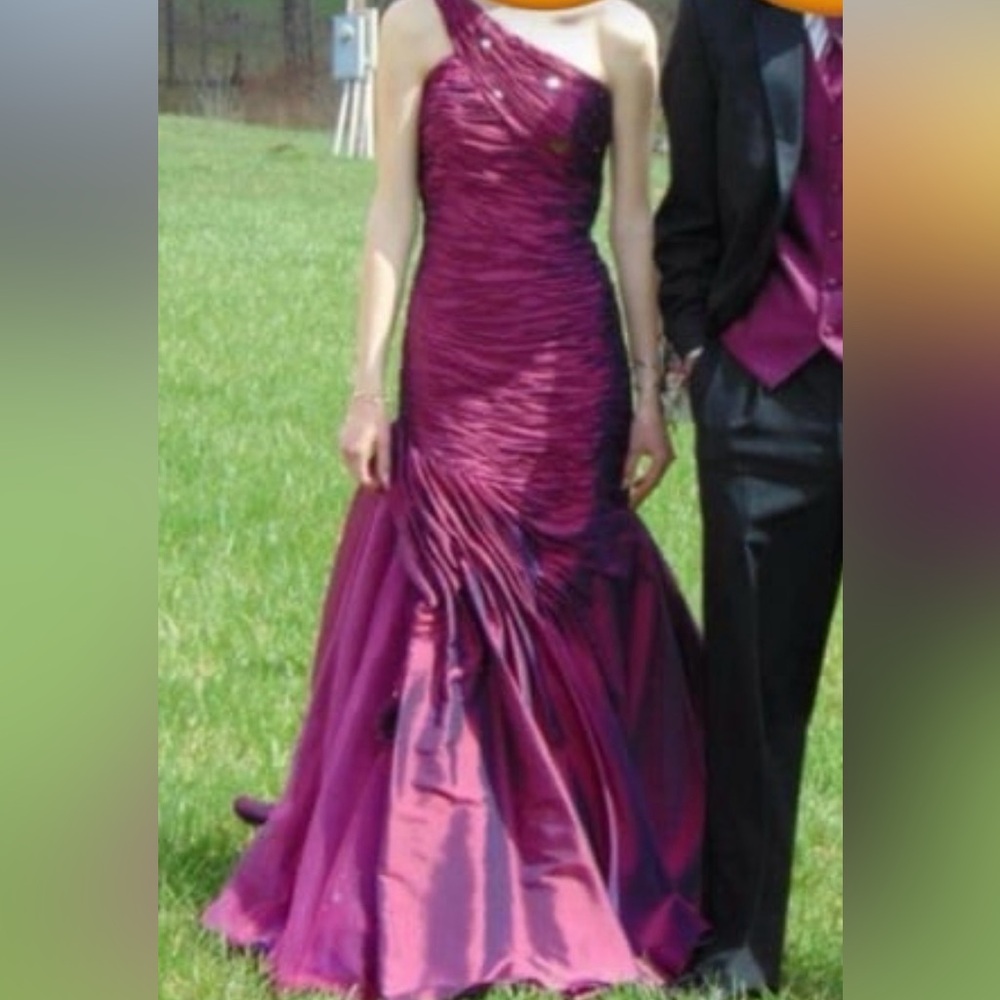 Maroon colored prom dress by moonlight bridal